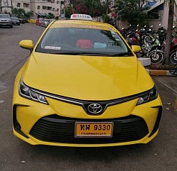 corolla altis